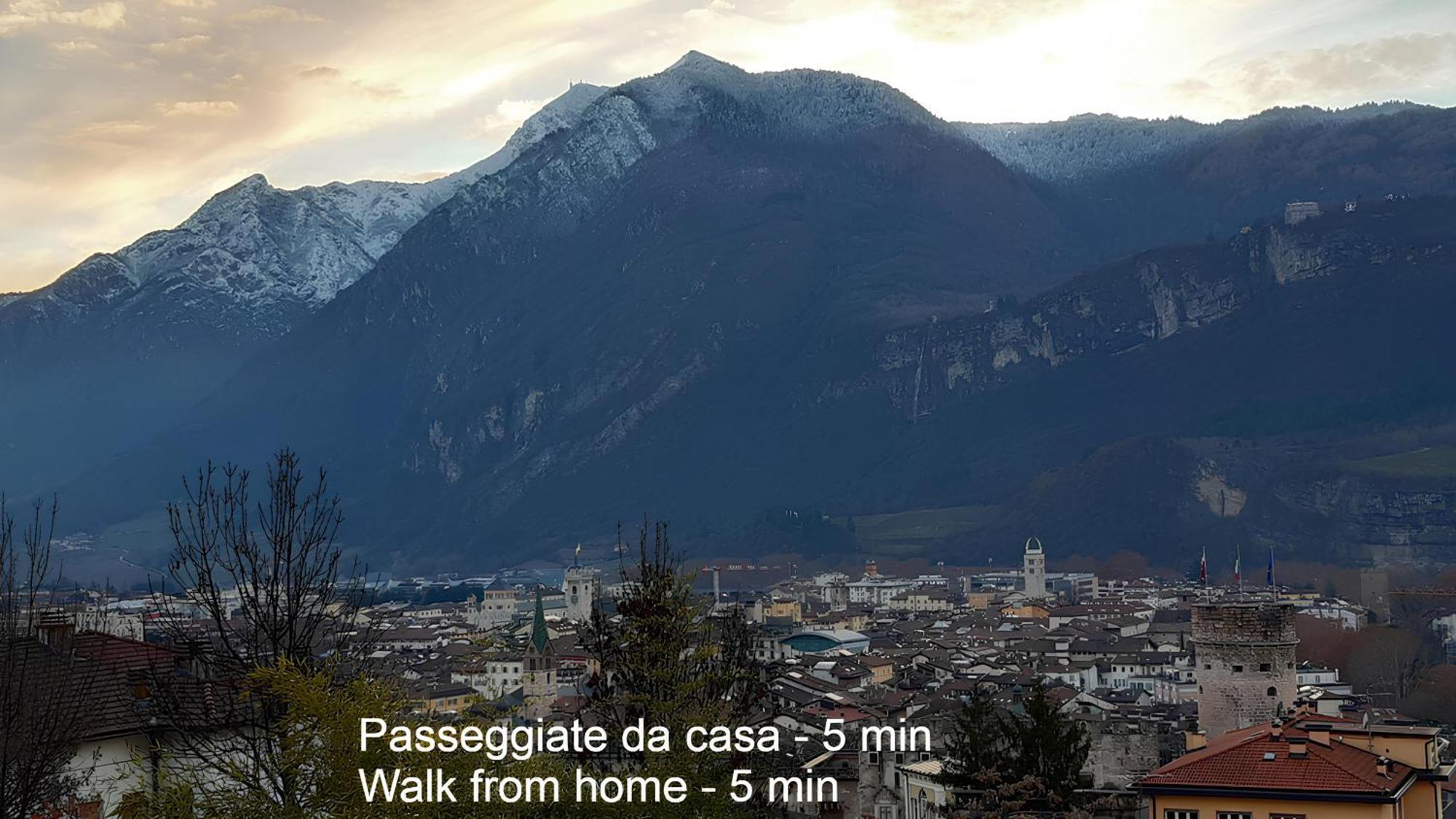 Over The Castle Apartment Trento Exterior photo